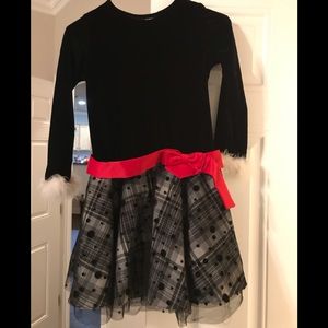 Beautiful girls dress. Valentines dance??
